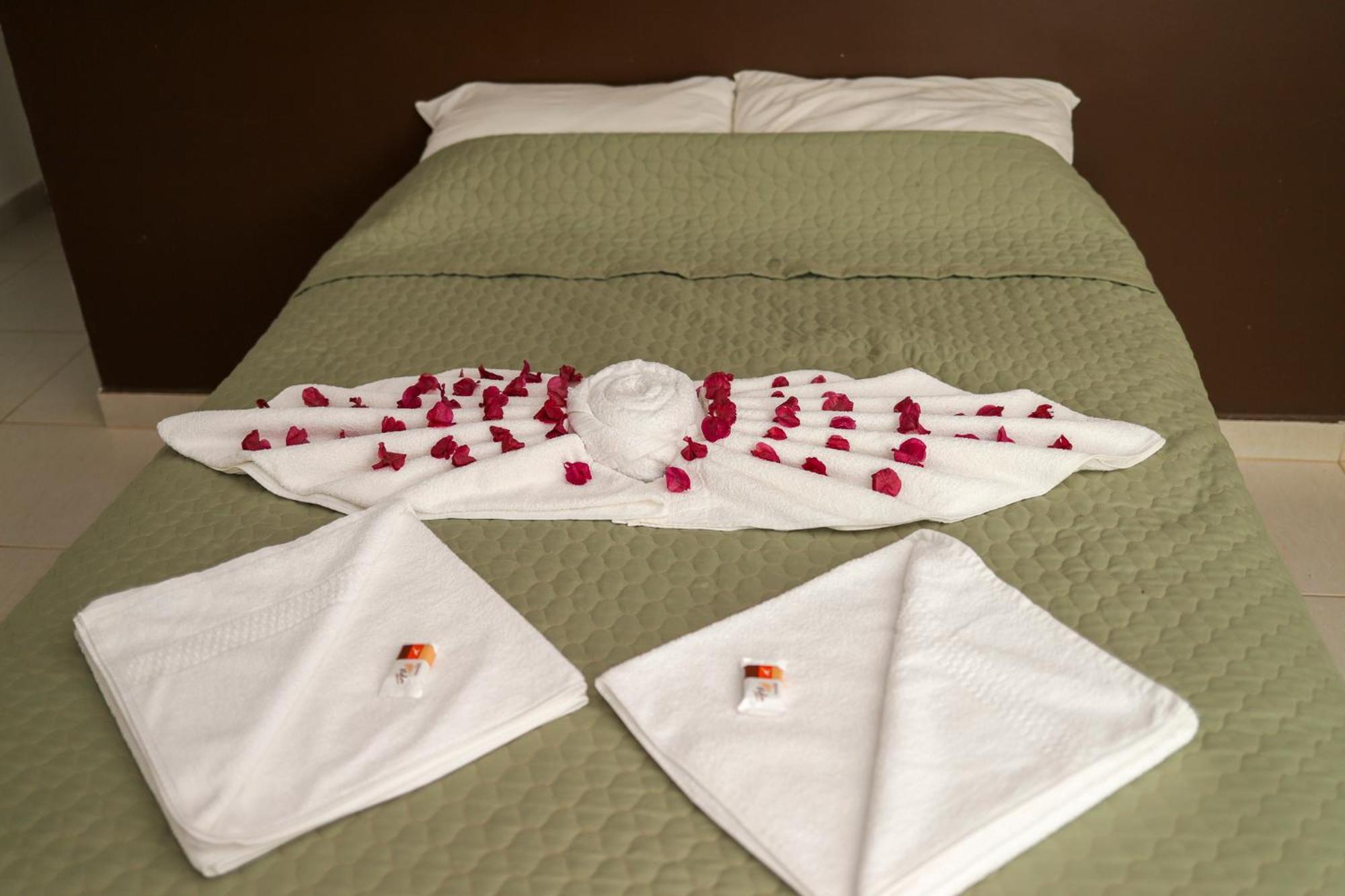 Vale Silvestre Eco Park Hotel Governador Valadares Exterior photo